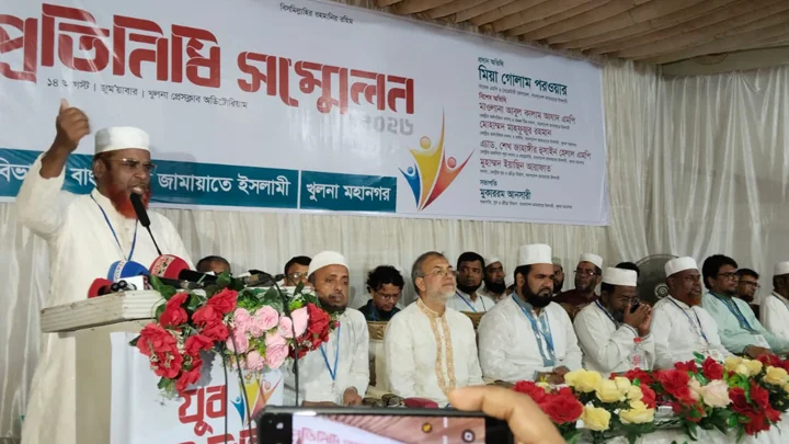 ‘রাজনীতির নামে চাঁদাবাজি-সন্ত্রাস সমাজদেহে ক্যানসারের মতো বাসা বেঁধেছে’