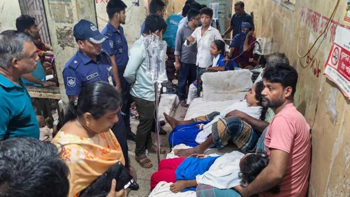 হাতিয়ায় ফের শ্রেণিকক্ষে অসুস্থ ২১ শিক্ষার্থী