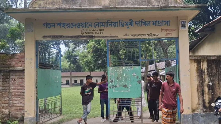 জয়পুরহাটে মাদ্রাসায় নিয়োগে অনিয়ম ও স্বজনপ্রীতির অভিযোগ