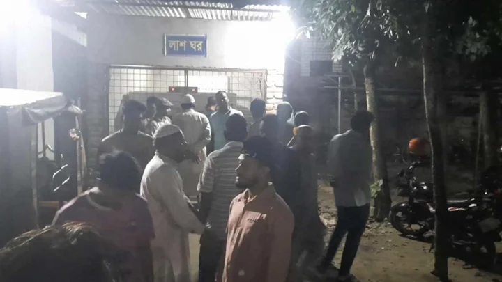 বড় ভাইয়ের কোদালের কোপে ছোট ভাই নিহত