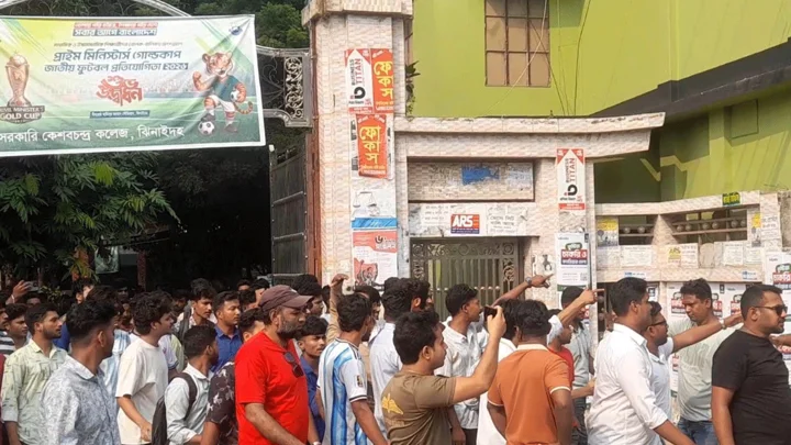 ছাত্রদল-শিবিরের মধ্যে উত্তেজনা, কেসি কলেজে রাজনৈতিক কর্মসূচি নিষিদ্ধ