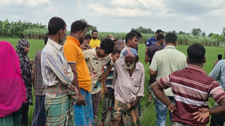 ঝিনাইদহে চাচাতো ভাইয়ের বিরুদ্ধে কৃষককে হত্যার অভিযোগ