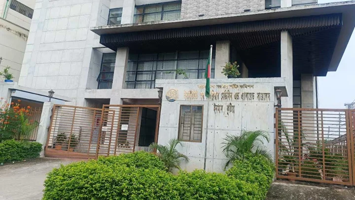 জনবল সংকটে কুষ্টিয়ার ইনমাস, রিপোর্ট পেতে ভোগান্তি