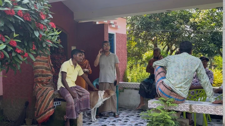 কলকাতায় হোটেলে অগ্নিকাণ্ড: সাতক্ষীরায় মরদেহের অপেক্ষায় স্বজনেরা