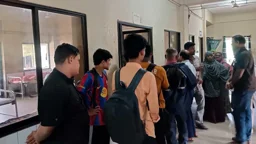 কাবাডি খেলায় হার মেনে নিতে না পেরে শিক্ষার্থীকে ছুরিকাঘাত