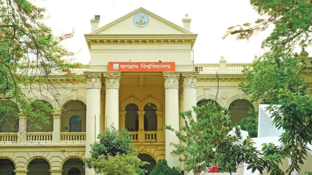 একই সময়ে তিন সংগঠনের কর্মসূচি, জবিতে সভা-সমাবেশ নিষিদ্ধ