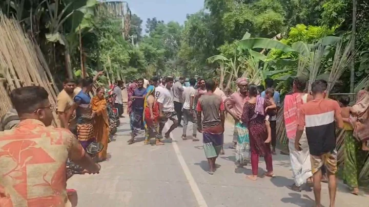 নাটোরে জমি নিয়ে দুই পক্ষের সংঘর্ষ, আহত ১০