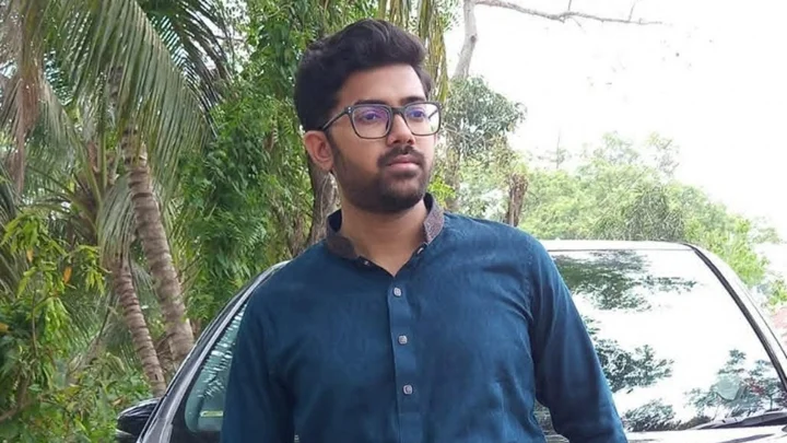 যবিপ্রবিতে শিক্ষার্থীকে কান ফাটানোর ঘটনায় আরেক শিক্ষার্থীকে সাময়িক বহিষ্কার