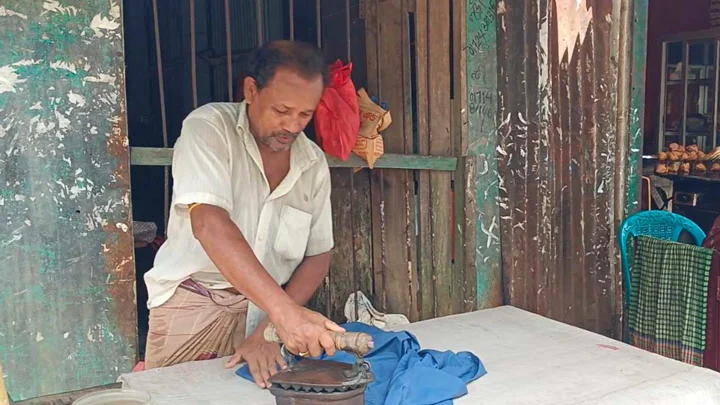 প্রযুক্তির দাপটে ম্লান ৪৫ বছরের পুরোনো পেশা