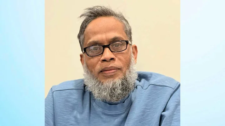 বিতর্কিত বক্তব্যের জন্য ক্ষমা চাইলেন এমপি কামরুজ্জামান