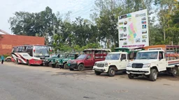 সাজেকে আবারো সড়ক অবরোধ, ক্ষতির শঙ্কায় খাগড়াছড়ির পর্যটন শিল্প