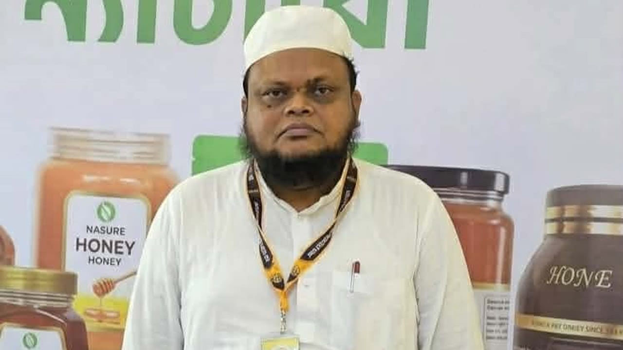 ছাত্রীকে কুপ্রস্তাব দিয়ে চাকরিচ্যুত খুলনা বিশ্ববিদ্যালয়ের অধ্যাপক