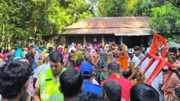 খাটের ওপর বৃদ্ধার গলাকাটা মরদেহ, উধাও দলিল-স্বর্ণালংকার