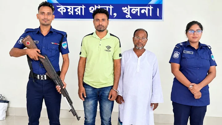 কয়রায় নাশকতার মামলায় নিষিদ্ধ ছাত্রলীগ নেতাসহ গ্রেপ্তার ২