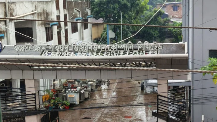 খুলনায় ৮৩ মেগাওয়াট বিদ্যুৎ ঘাটতি, লোডশেডিং বেশি রাতে