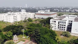 গাঁজাসহ আটক খুবির ৩ শিক্ষার্থী বহিষ্কার, জরিমানা ১০ হাজার