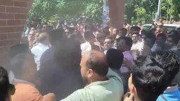 প্রতিমন্ত্রীর অনুষ্ঠানে ছাত্রদলের হাতাহাতি, সাংবাদিকদের ওপর হামলা 
