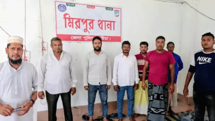 কৃষক লীগ নেতাকে ছাড়াতে গিয়ে বিএনপি-জামায়াতের ৮ জন আটক