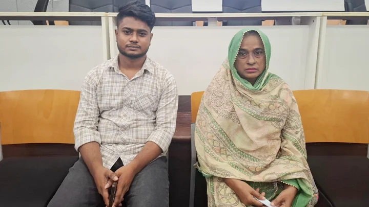 ‘মায়ের শরীরে এখন আমার লিভার, এতেই আমার গর্ব’