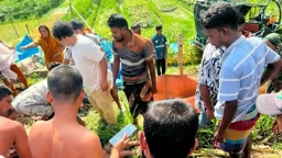 ট্রাকের ধাক্কায় প্রাণ গেল স্বামী-স্ত্রীর, হাসপাতালে মেয়ে