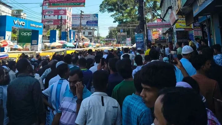 রড তুলতে গিয়ে বিদ্যুৎস্পৃষ্টে প্রাণ গেল দুই শ্রমিকের
