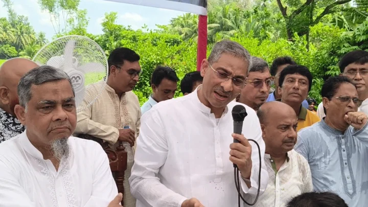 মসজিদে বসে রাজনীতির দিন শেষ, মাঠে কাজ করতে হবে: এ্যানি