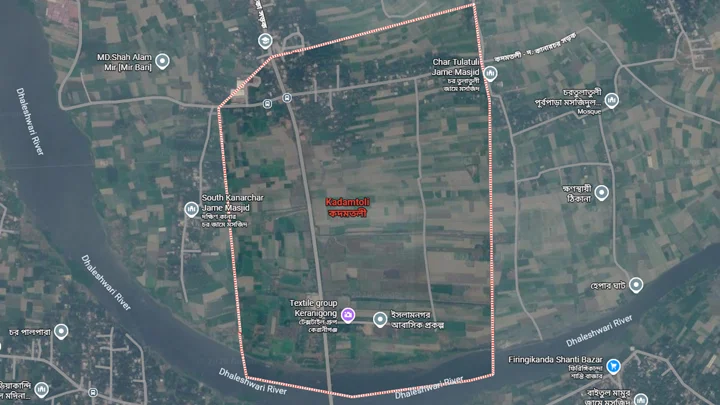 উল্টোপথে অটোরিকশা দেখে থামেন মোটরসাইকেল চালক, কাভার্ডভ্যানের ধাক্কায় গেল প্রাণ