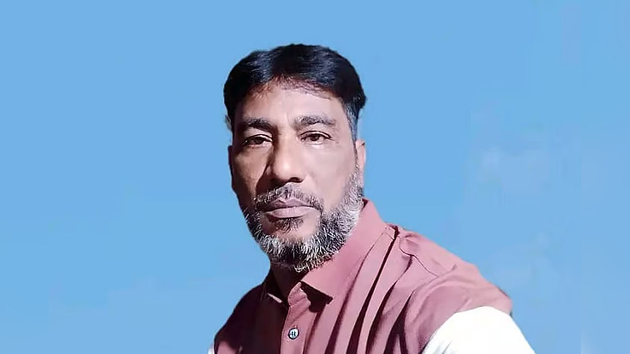 ওসির কক্ষে পুলিশ পরিদর্শককে থাপ্পড়, কৃষক দল নেতা গ্রেপ্তার