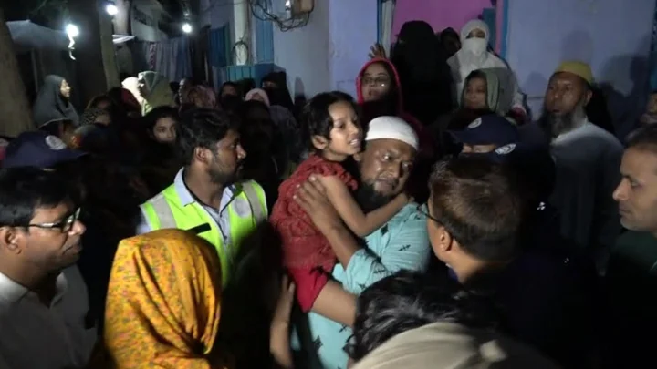 প্যারোলে মুক্তি পেয়ে বাবার জানাজায় সাবেক ছাত্রলীগ নেতা 