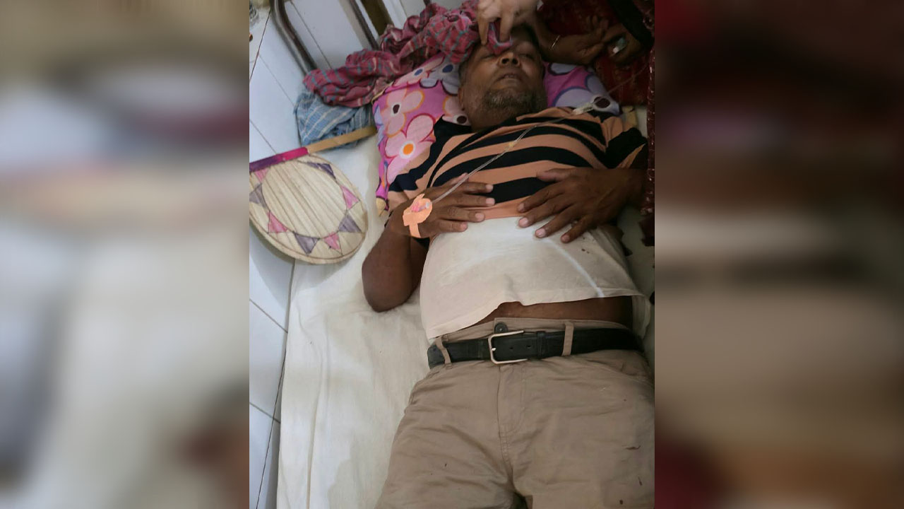 kushtia, college teacher beaten