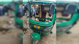 কুষ্টিয়ায় যানবাহনের ত্রিমুখী সংঘর্ষে প্রাণ গেল অটোরিকশাযাত্রীর