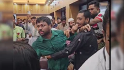 লক্ষ্মীপুরে জুলাই অভ্যুত্থান দিবসের অনুষ্ঠানে ছাত্রদল-শিবিরের হট্টগোল