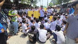 লালমনিরহাটে স্কুলছাত্রীকে ধর্ষণের অভিযোগ, ক্লিনিক পরিচালককে গ্রেপ্তার দাবি