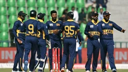মাদুশঙ্কার তোপে ১১০ রানে অলআউট পাকিস্তান, বড় জয়ে ফাইনালে শ্রীলঙ্কা