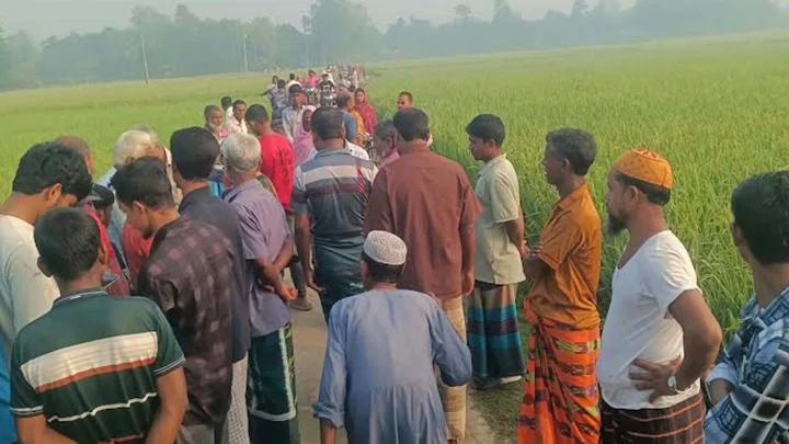 ধানক্ষেতে পড়ে ছিল নবম শ্রেণির শিক্ষার্থীর মরদেহ