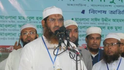 রাড্ডা-কাণ্ডের সব দায় প্রধানমন্ত্রীকে নিতে হবে: মামুনুল হক