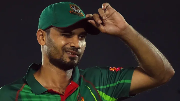 বাংলাদেশের ক্রিকেট বদলে দেওয়া অধিনায়কের জন্মদিন আজ