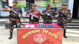 সীমান্তে পরিত্যক্ত অবস্থায় ১২ লাখ টাকার ভারতীয় মাদক উদ্ধার
