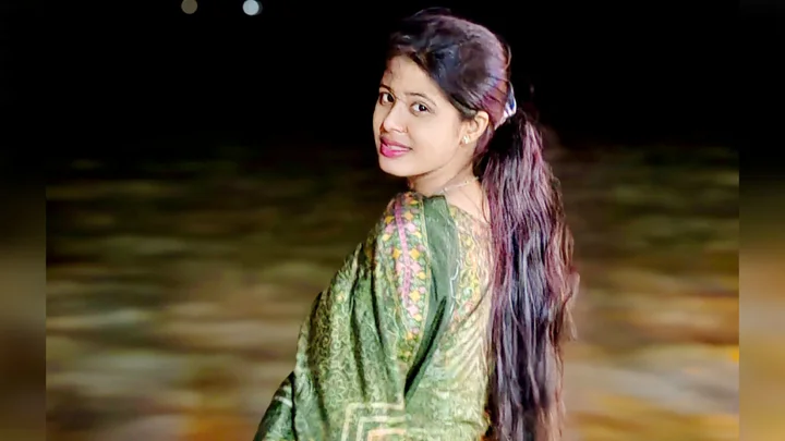 নানাবাড়ি বেড়াতে এসে নদীতে নেমে স্কুলছাত্রী নিখোঁজ
