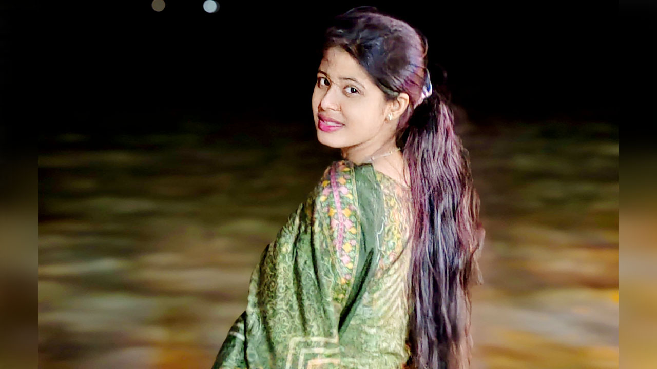 নানাবাড়ি বেড়াতে এসে নদীতে নেমে স্কুলছাত্রী নিখোঁজ