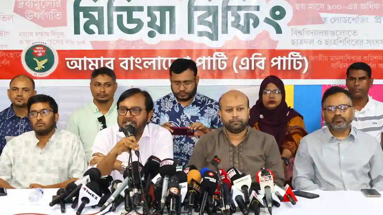 বিরোধী দলের আন্দোলন লাগবে না, সাধারণ নাগরিকেরাই রাস্তায় নামবে: মঞ্জু