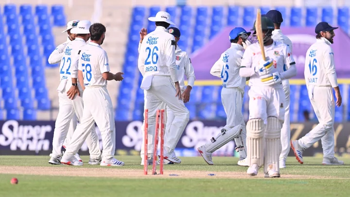 ভালো শুরুর পর ৩৪৬ রানেই শেষ বাংলাদেশের ইনিংস
