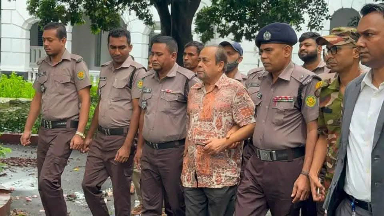 মানবতাবিরোধী অপরাধের মামলায় গ্রেপ্তার দেখানো হলো মোজাফফরকে