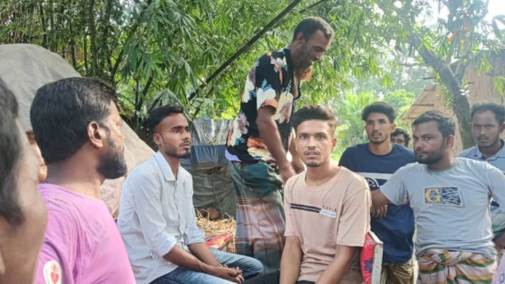 মিছিলের প্রস্তুতিকালে নিষিদ্ধ ছাত্রলীগ-আ.লীগের ১১ নেতাকর্মী আটক