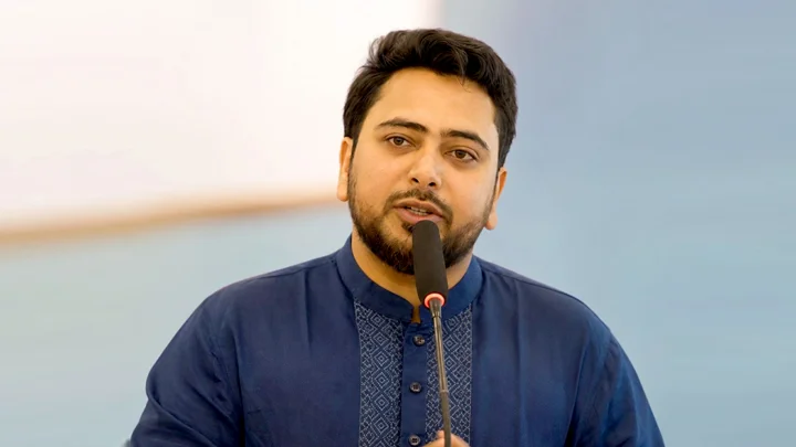 এভাবে একটি দেশ চলতে পারে না, স্বাস্থ্যকেন্দ্র হামলা নিয়ে নাহিদ