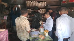 ওজনে কম দেওয়ায় ৩ বেকারিকে জরিমানা
