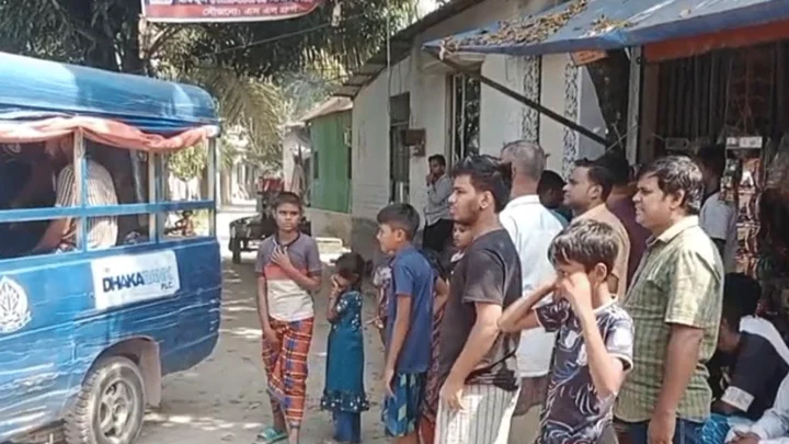 নিখোঁজের ২ দিন পর মিলশ্রমিকের বস্তাবন্দি মরদেহ উদ্ধার, স্ত্রী আটক