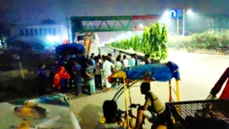 অস্ত্রের মুখে চলন্ত বাসে ডাকাতি, টাকা-মোবাইল লুট
