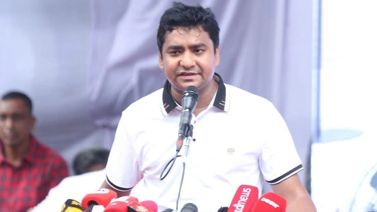 নাসিরের আবেগঘন বিদায়ী স্ট্যাটাস