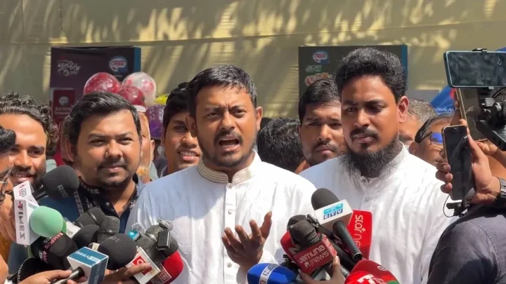 স্বরাষ্ট্রমন্ত্রীর ব্যর্থতার দায় ইশরাককে নিতে হচ্ছে: নাসীরুদ্দীন পাটওয়ারী